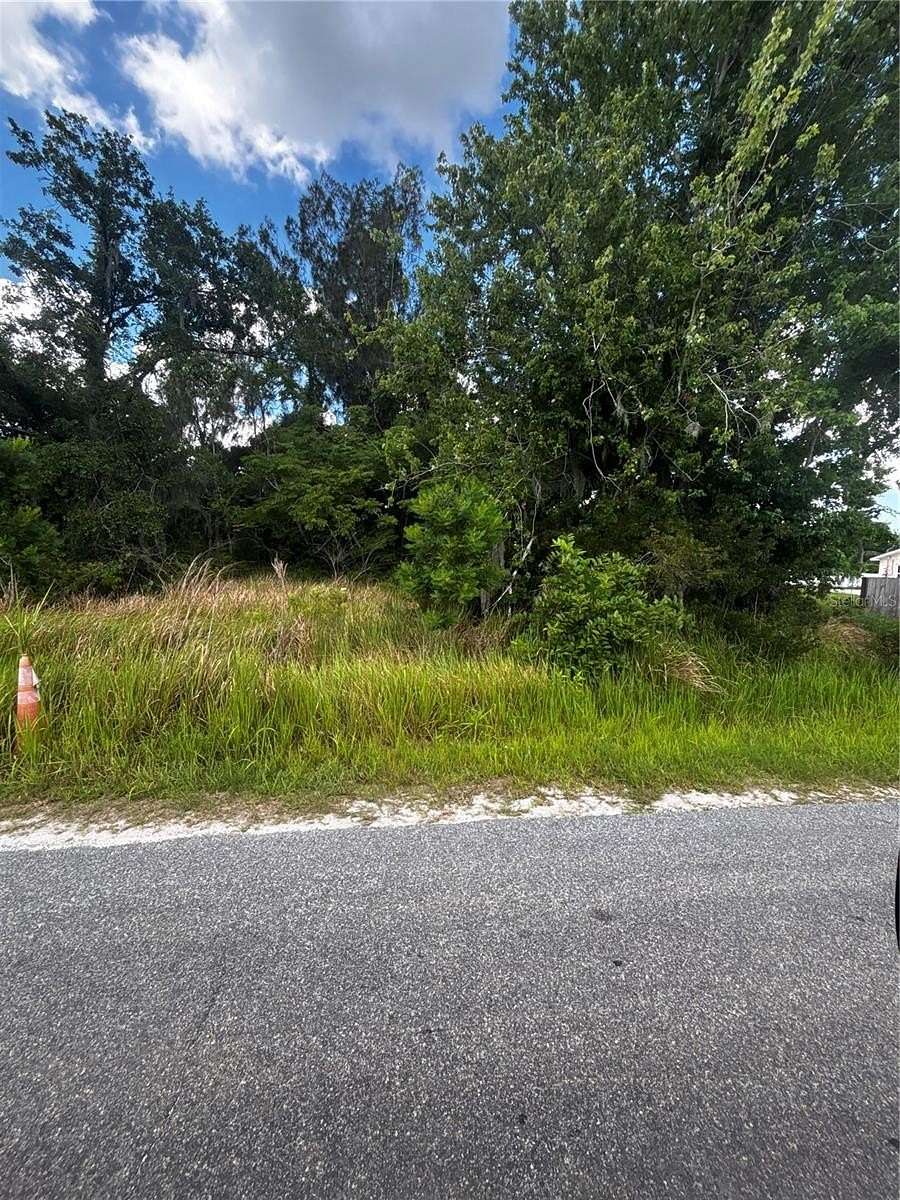 0.63 Acres of Residential Land for Sale in Bowling Green, Florida