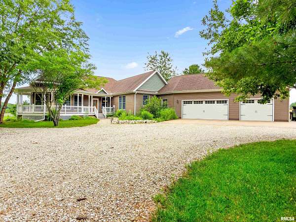3 Acres of Land with Home for Sale in Canton, Illinois