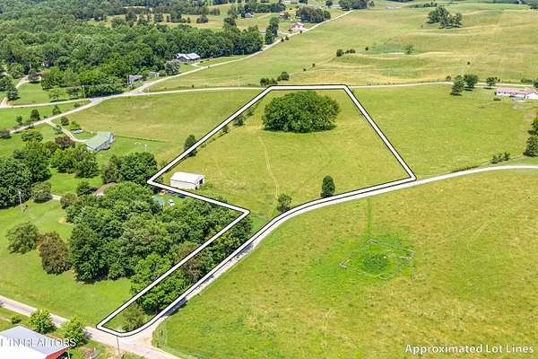 5.27 Acres of Agricultural Land for Sale in Alpine, Tennessee