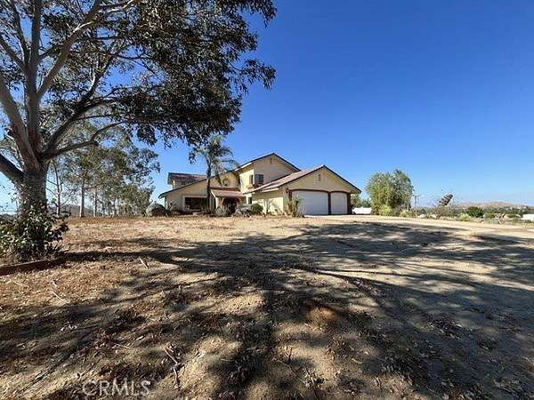 4.85 Acres of Land with Home for Sale in Lake Mathews, California