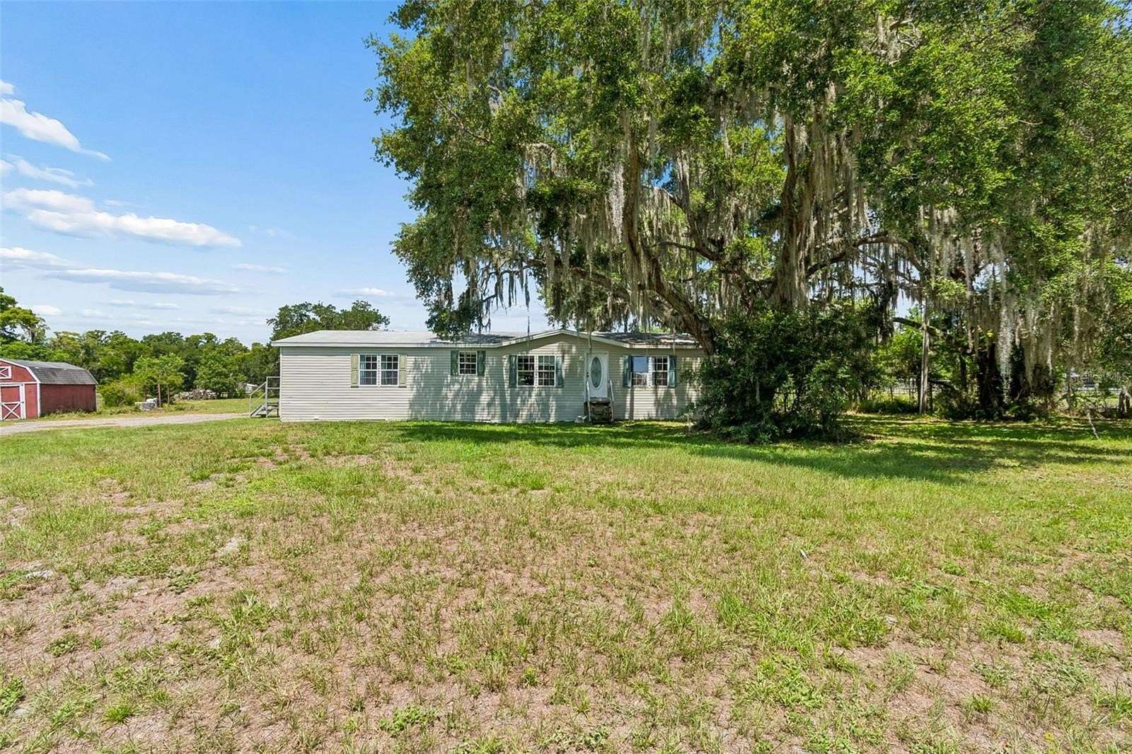 2.67 Acres of Land with Home for Sale in Plant City, Florida