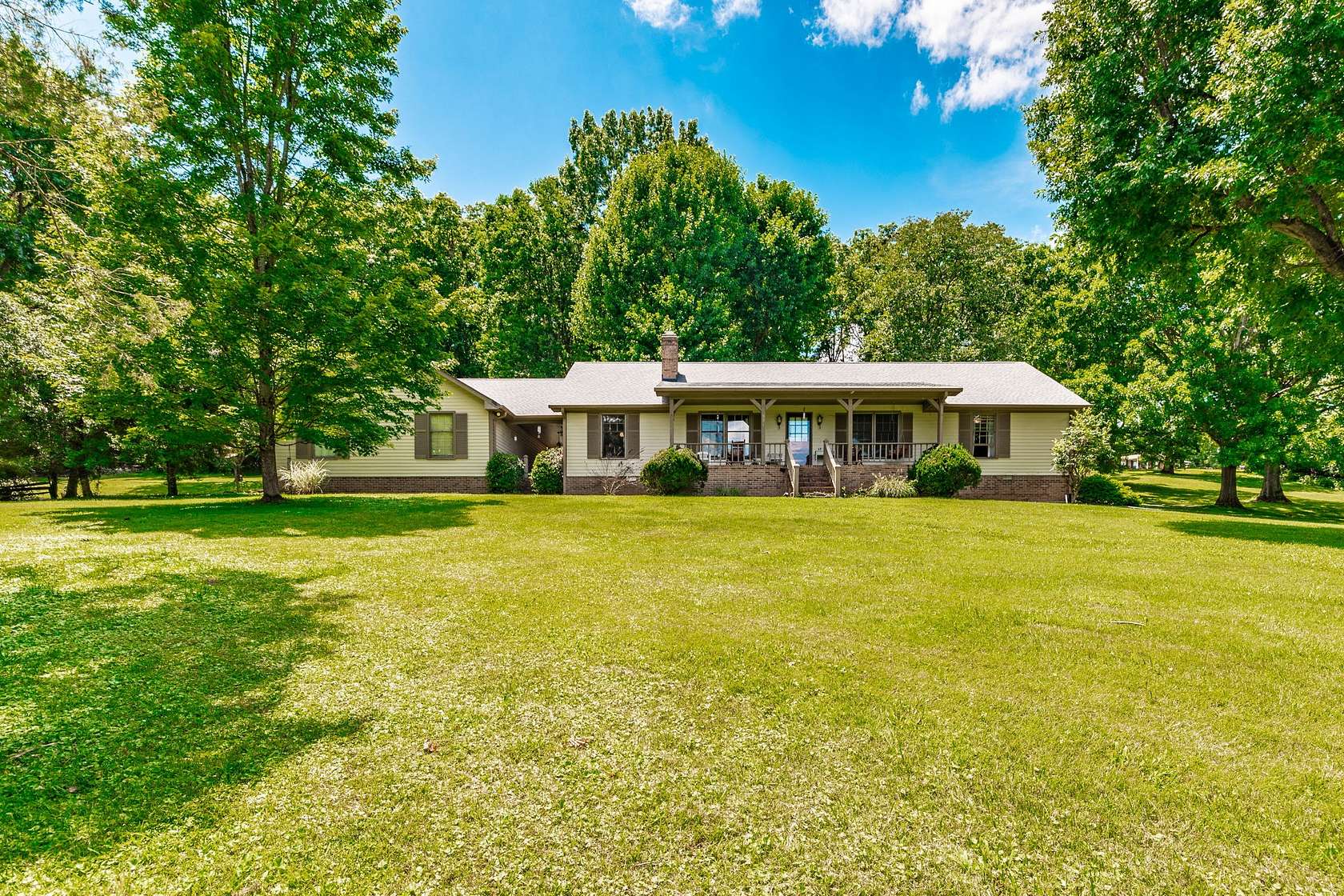 6 Acres of Land with Home for Sale in Goodlettsville, Tennessee