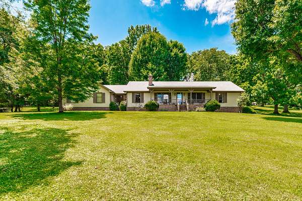 6 Acres of Land with Home for Sale in Goodlettsville, Tennessee