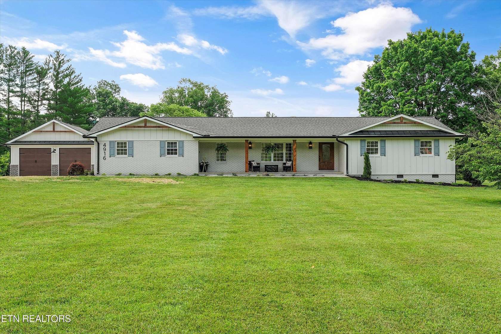 1.78 Acres of Land with Home for Sale in Powell, Tennessee