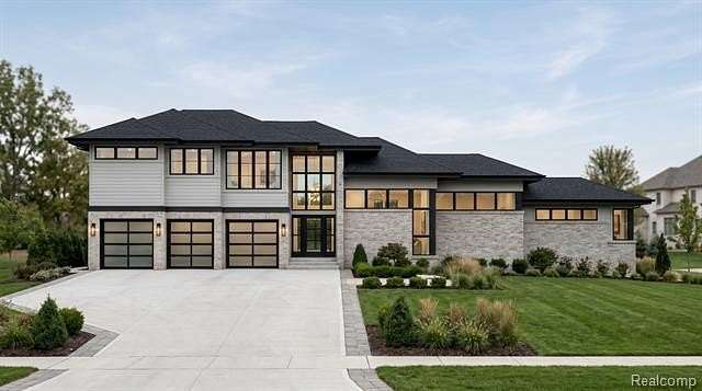 0.54 Acres of Residential Land for Sale in Bloomfield Hills, Michigan
