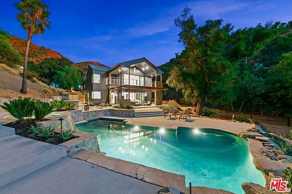 8 Acres of Land with Home for Sale in Malibu, California