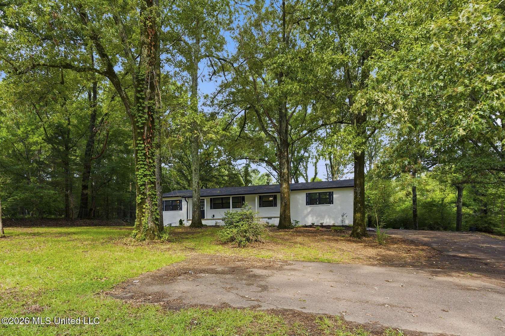 1.7 Acres of Land with Home for Sale in Utica, Mississippi