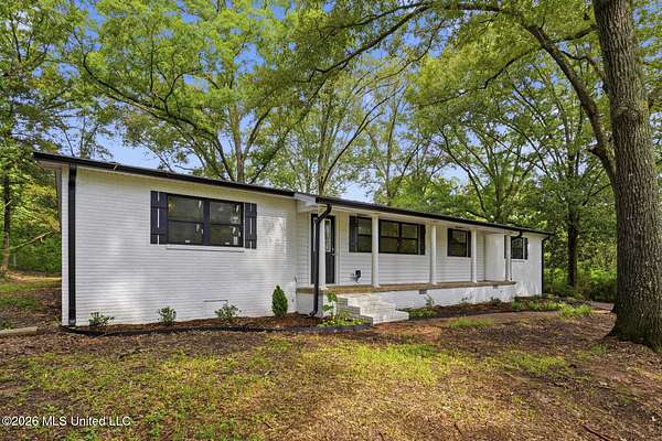 1.7 Acres of Land with Home for Sale in Utica, Mississippi