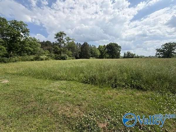 7 Acres of Residential Land for Sale in Gadsden, Alabama
