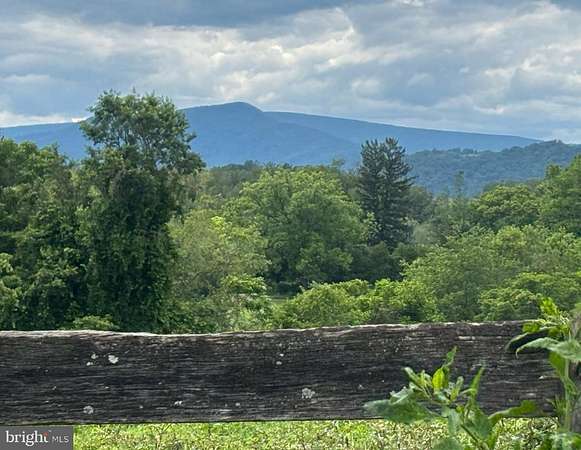 39.5 Acres of Land with Home for Sale in Amissville, Virginia