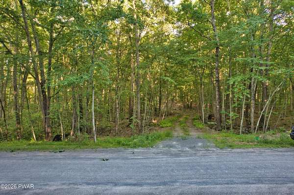 5.9 Acres of Residential Land for Sale in Hawley, Pennsylvania