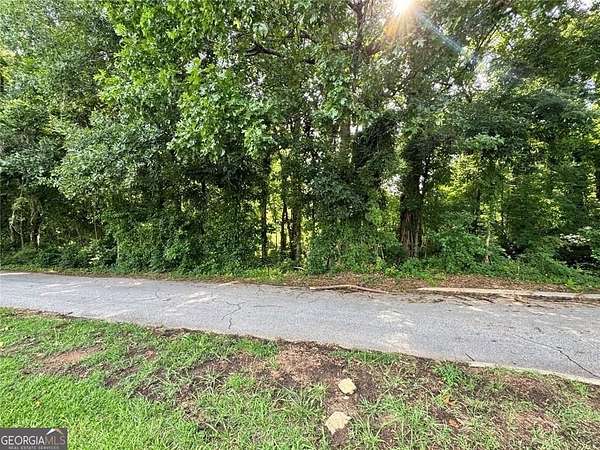 2.6 Acres of Commercial Land for Sale in Jonesboro, Georgia