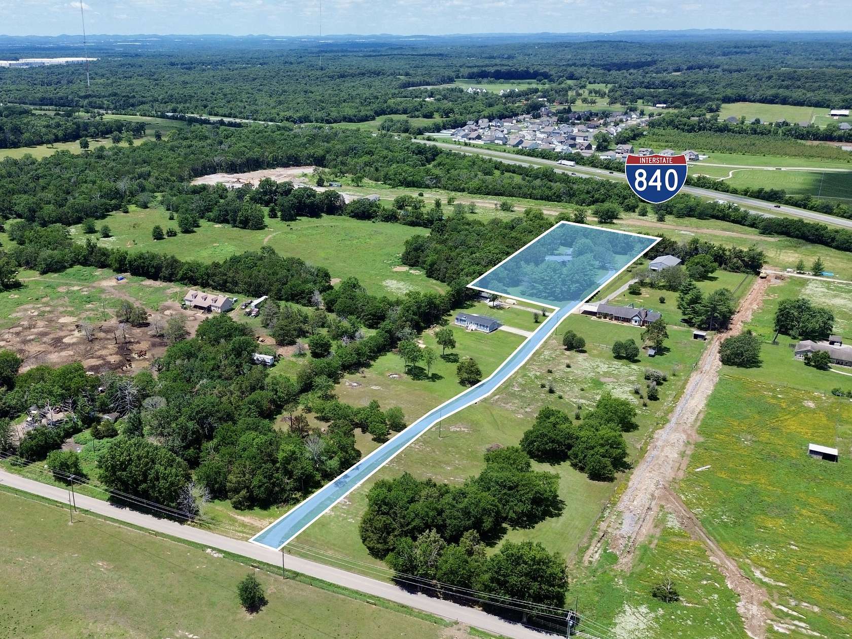 2.49 Acres of Land with Home for Sale in Lebanon, Tennessee