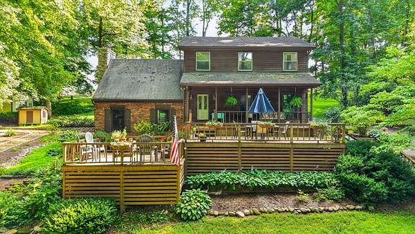 2 Acres of Land with Home for Auction in Springfield, Tennessee