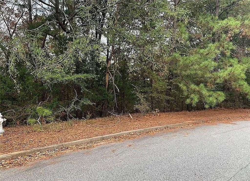 2.13 Acres of Residential Land for Sale in Stockbridge, Georgia
