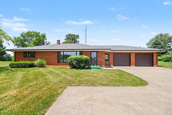 4 Acres of Land with Home for Sale in Benton Harbor, Michigan