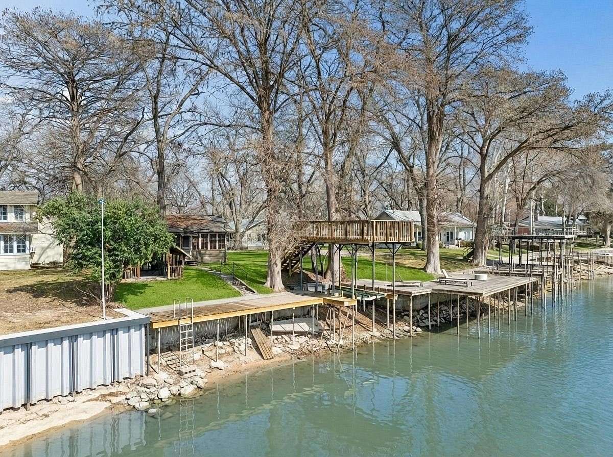 0.37 Acres of Residential Land for Sale in McQueeney, Texas