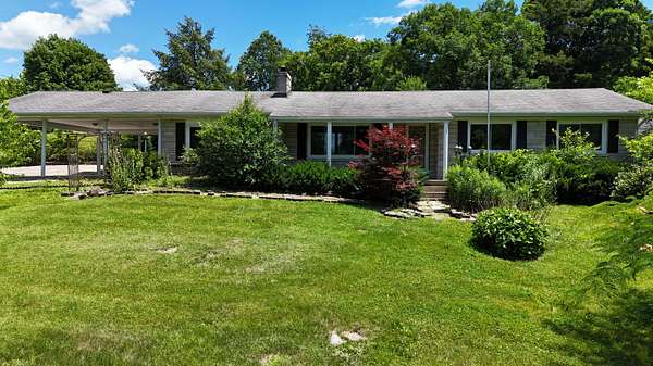 2.14 Acres of Land with Home for Sale in Mount Vernon, Kentucky