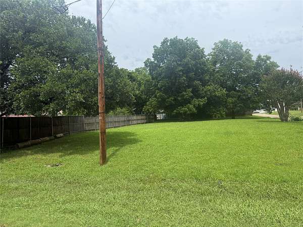 0.26 Acres of Residential Land for Sale in Wolfe City, Texas