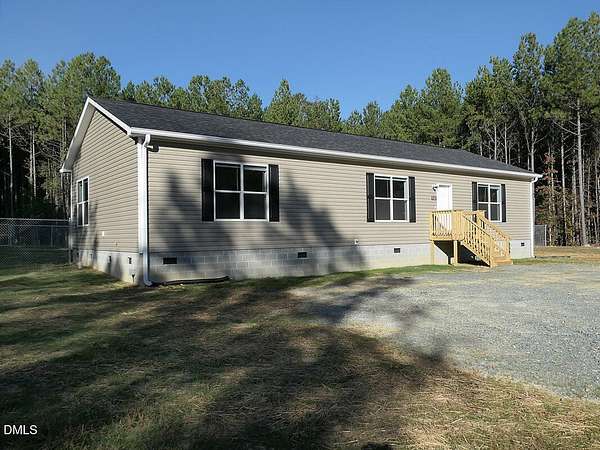 11.2 Acres of Land with Home for Lease in Chapel Hill, North Carolina