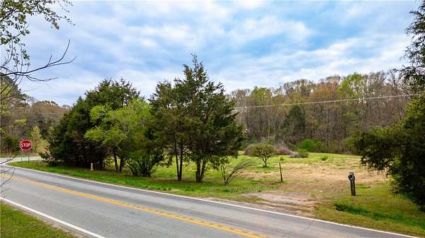 1 Acre of Residential Land for Sale in Williamston, South Carolina