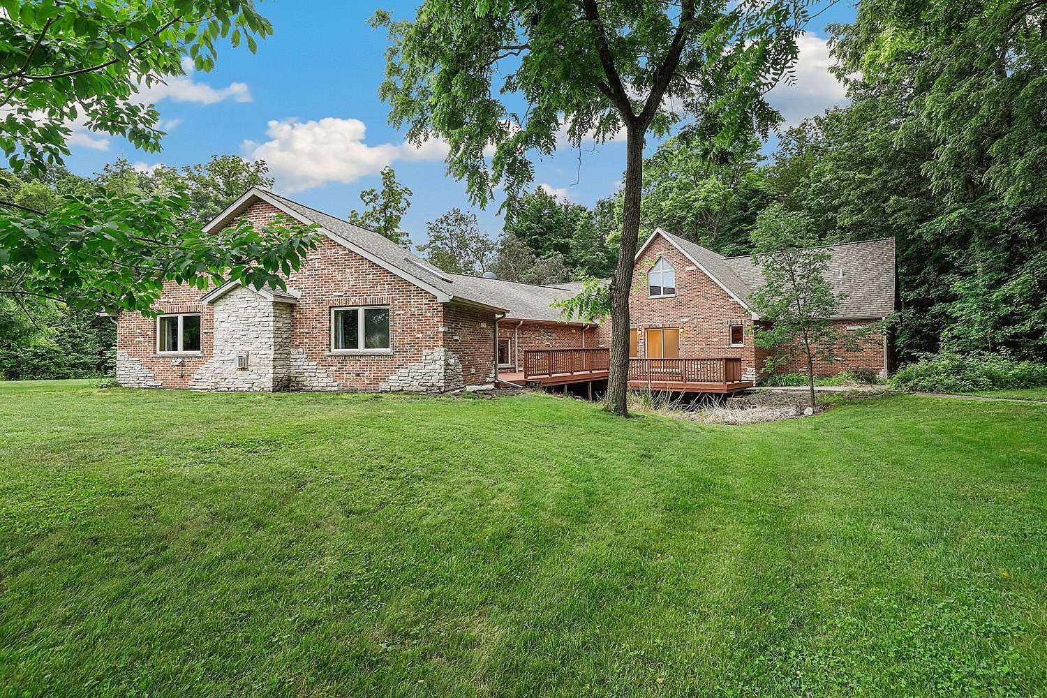 3.28 Acres of Land with Home for Sale in Yorkville, Illinois
