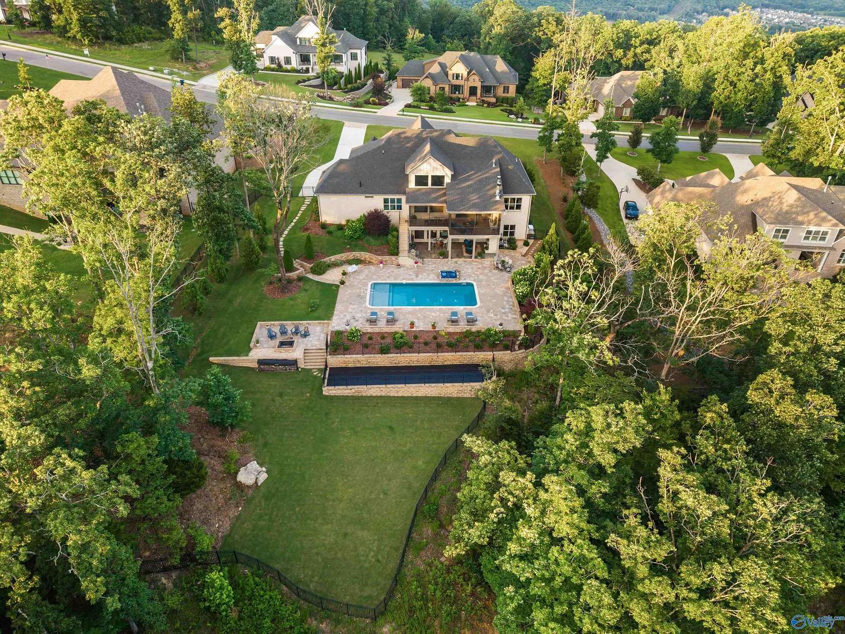 5.2 Acres of Land with Home for Sale in Owens Cross Roads, Alabama
