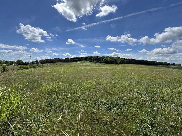 17.9 Acres of Land for Sale in Horse Cave, Kentucky