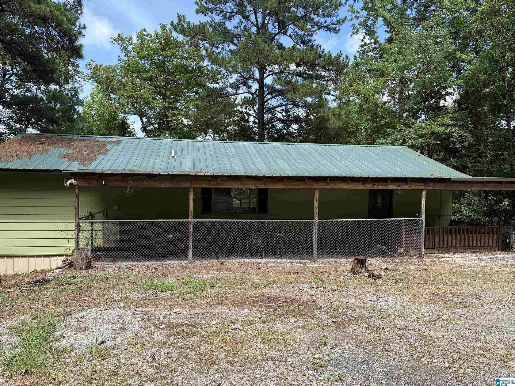 4 Acres of Land with Home for Sale in Verbena, Alabama