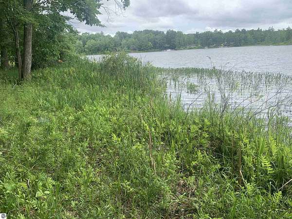 0.82 Acres of Land for Sale in Evart, Michigan