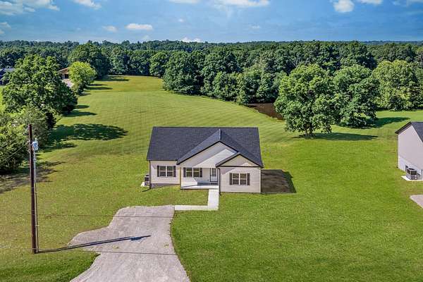 1.68 Acres of Land with Home for Sale in Dickson, Tennessee