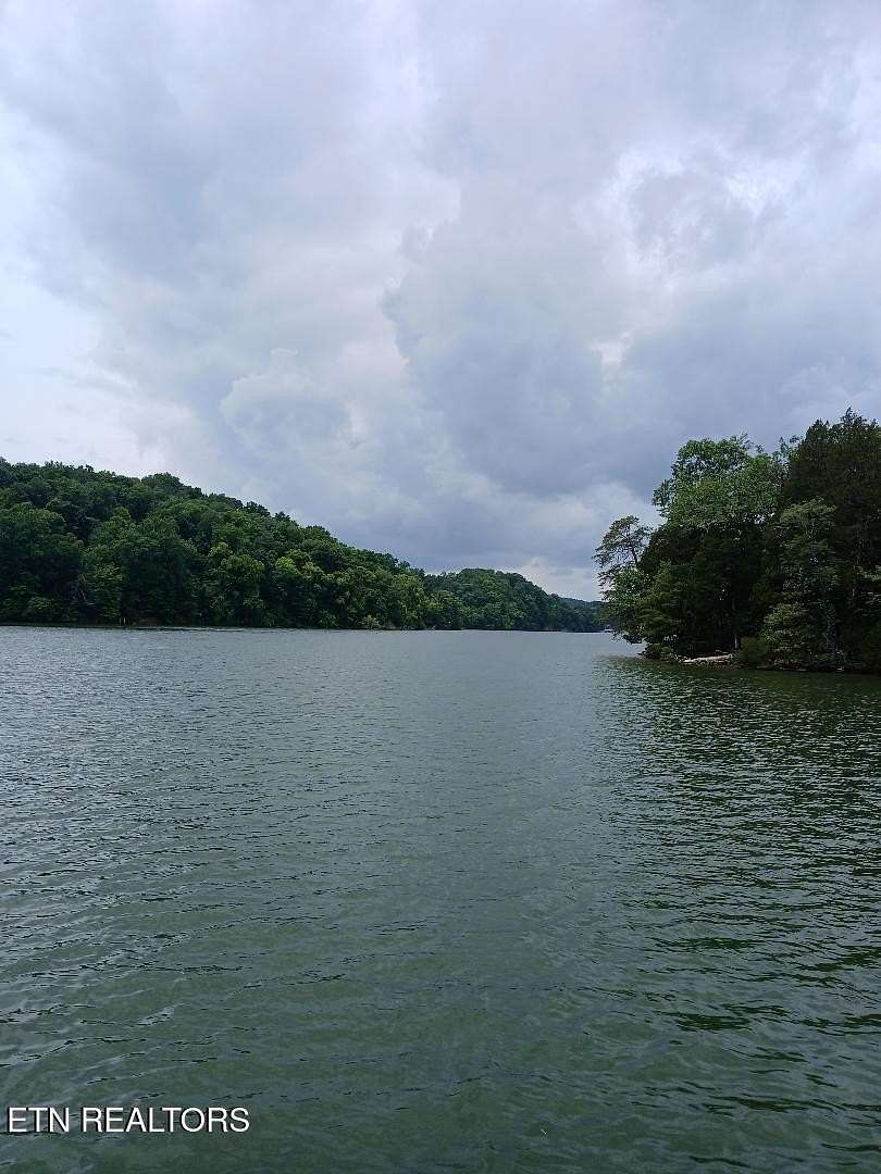 0.91 Acres of Residential Land for Sale in Friendsville, Tennessee