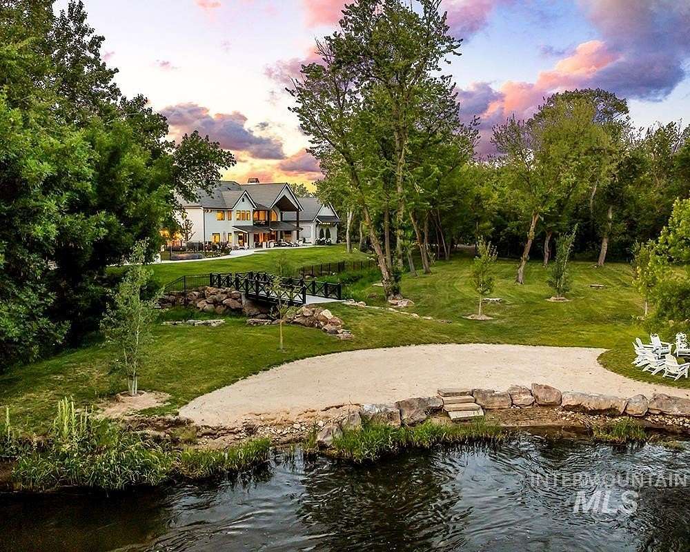 1.55 Acres of Land with Home for Sale in Eagle, Idaho