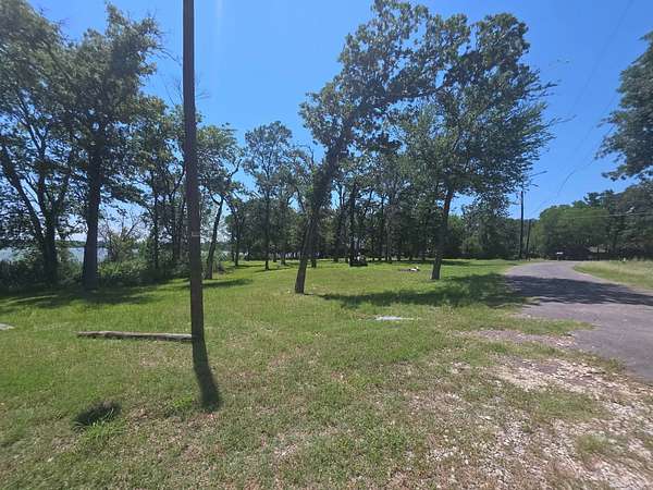 0.5 Acres of Residential Land for Sale in Mexia, Texas