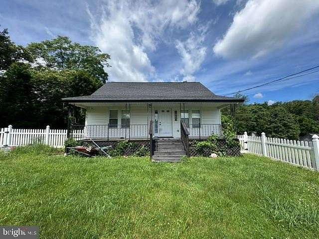 4.78 Acres of Land with Home for Sale in Hedgesville, West Virginia