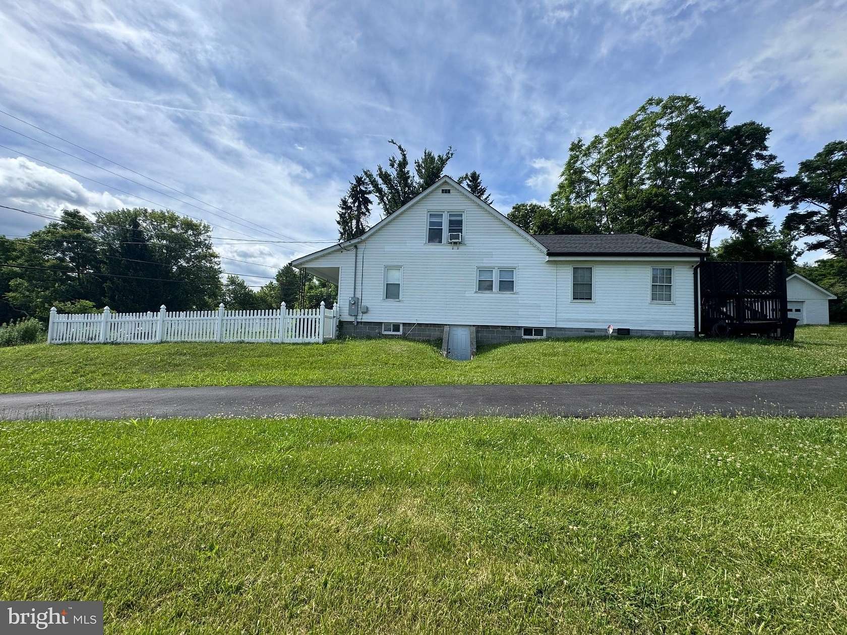 4.78 Acres of Land with Home for Sale in Hedgesville, West Virginia