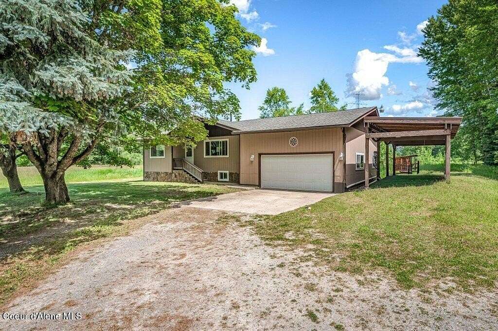 16.2 Acres of Land with Home for Sale in Sandpoint, Idaho