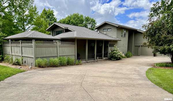2.15 Acres of Land with Home for Sale in Macomb, Illinois