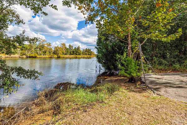 0.95 Acres of Residential Land for Sale in Bagdad, Florida