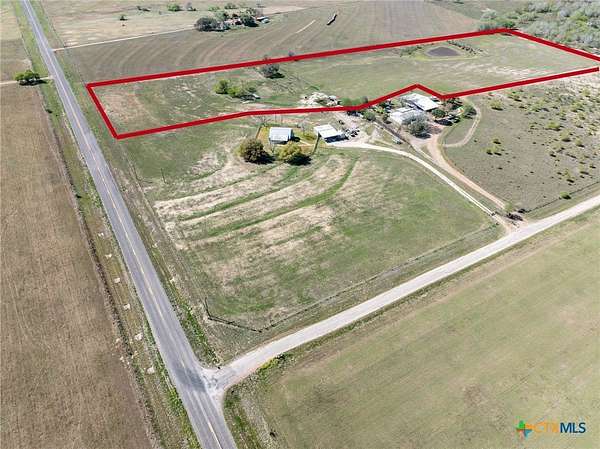 13.8 Acres of Land for Sale in Yoakum, Texas