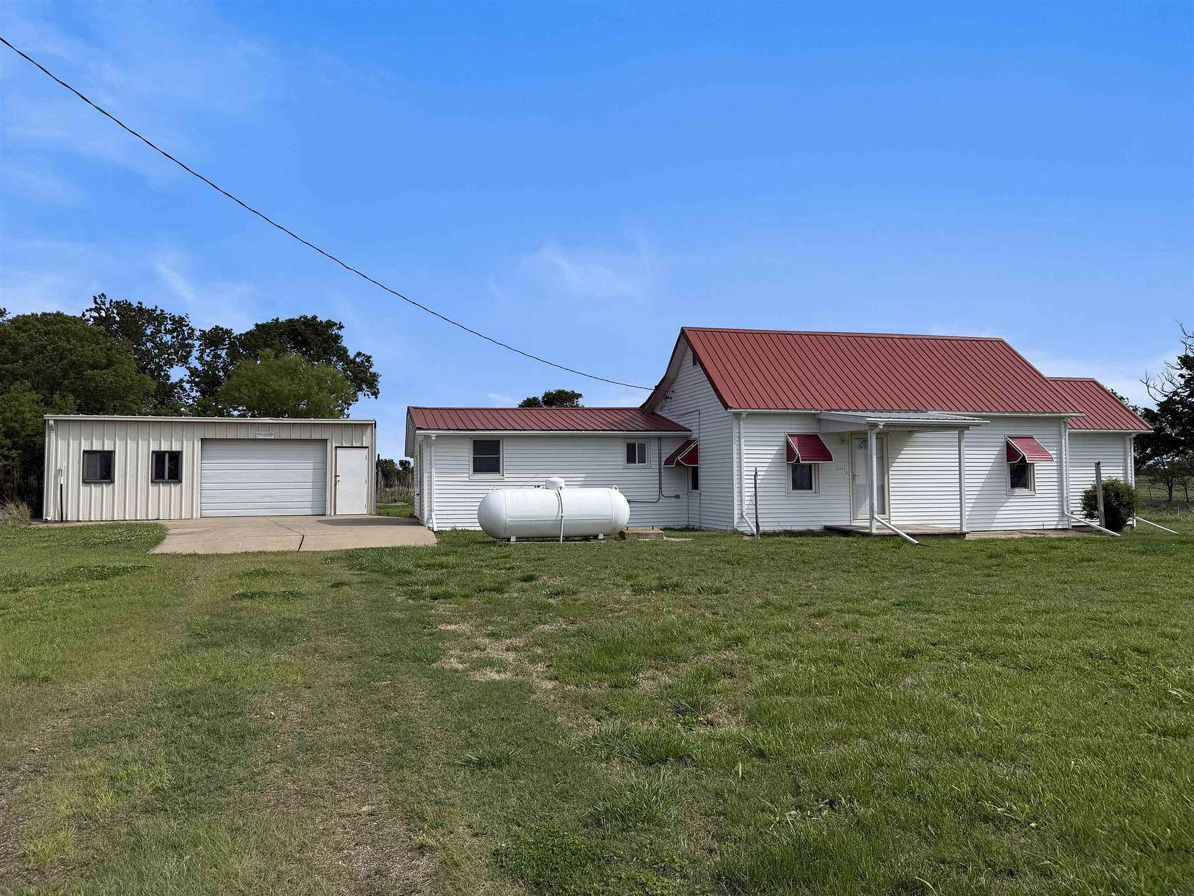 9.74 Acres of Land with Home for Sale in Burden, Kansas