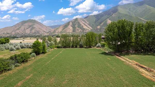 2.67 Acres of Residential Land for Sale in Mapleton, Utah