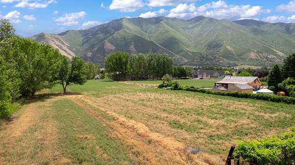 2.67 Acres of Residential Land for Sale in Mapleton, Utah