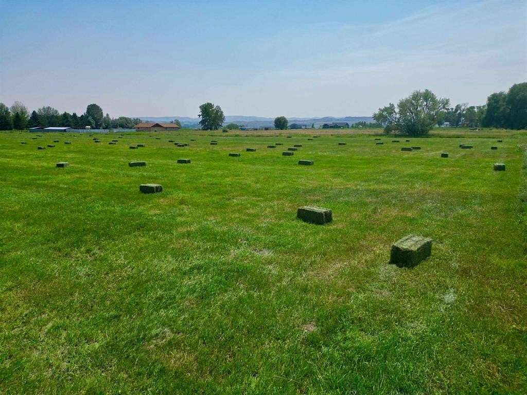 5 Acres of Residential Land for Sale in Cody, Wyoming