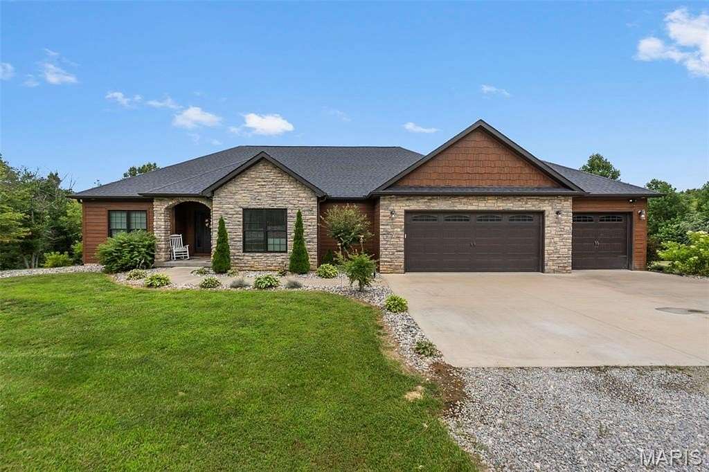 6 Acres of Land with Home for Sale in Cape Girardeau, Missouri