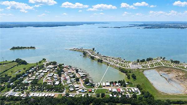 0.05 Acres of Residential Land for Sale in Kerens, Texas