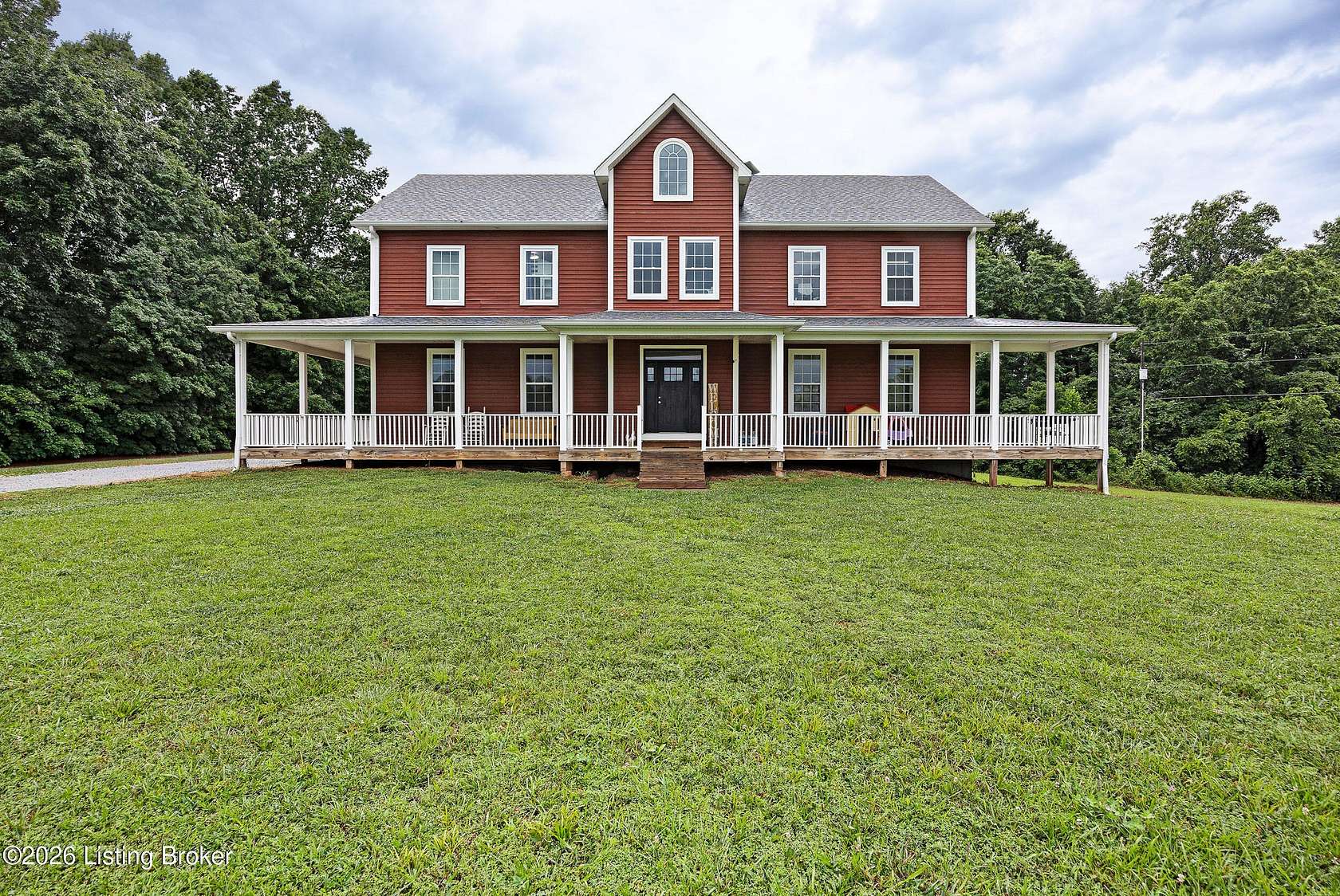 15.4 Acres of Land with Home for Sale in Coxs Creek, Kentucky