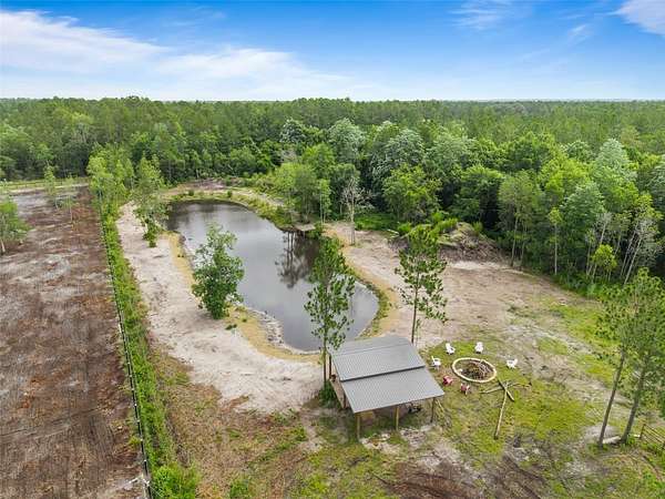 9.6 Acres of Land for Sale in Keystone Heights, Florida