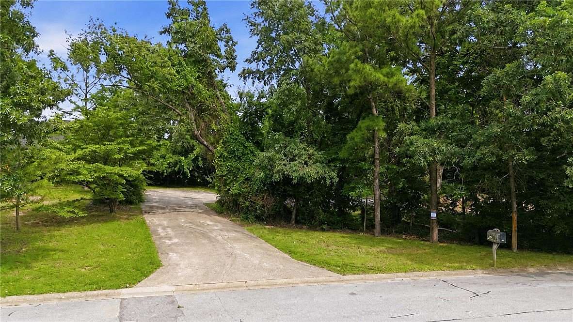 0.76 Acres of Residential Land for Sale in Siloam Springs, Arkansas