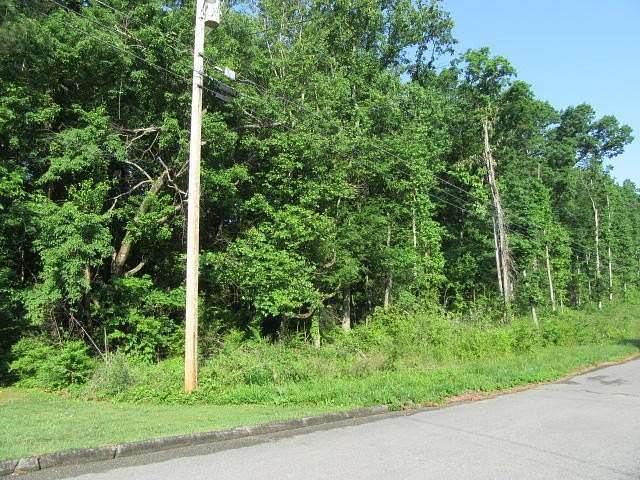 0.75 Acres of Residential Land for Sale in Ringgold, Georgia